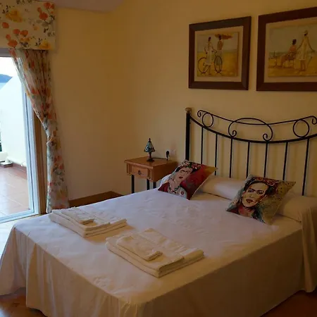 Con Piscina En Mino-perbes * 米尼奥