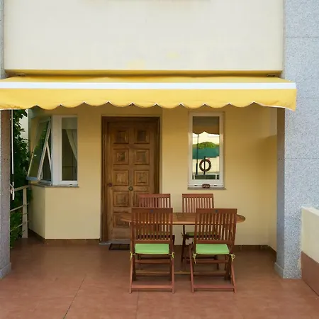 Con Piscina En Mino-perbes 度假居 米尼奥